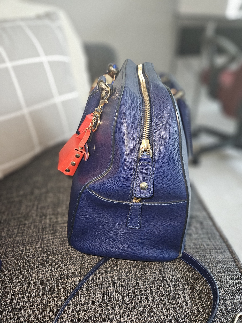 Furla Elena Navy Saffiano Leather Satchel with Wallet (Dem. 13wx9h) - Picture 7 of 15